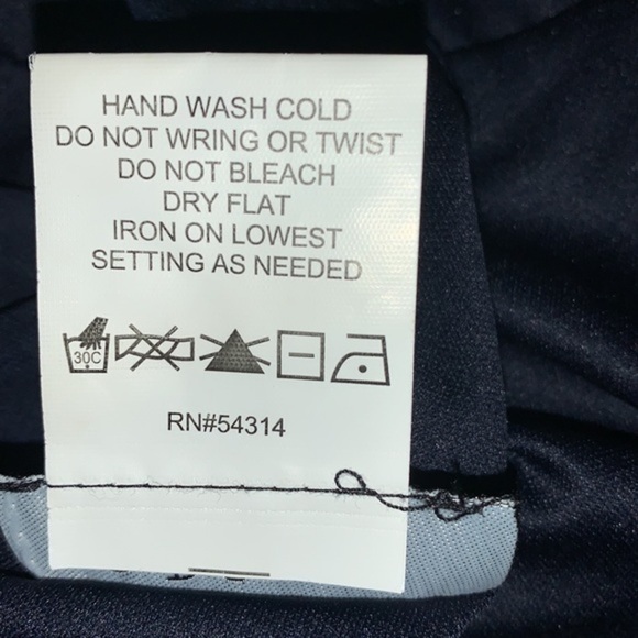 B. DARLIN TOP CROPPED SEQUINED HALTER TOP NAVY SIZE 4 - Picture 4 of 9